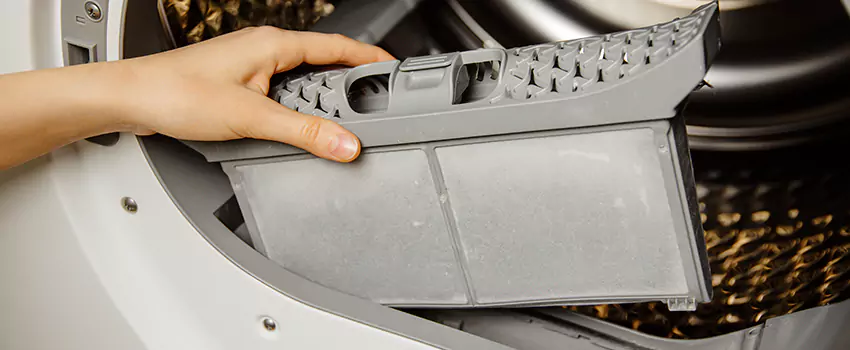 Signs Of A Clogged Dryer Lint Trap in La Porte, Texas